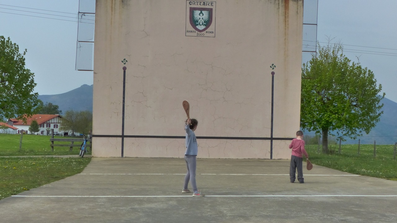 Photo of Others in Osses
