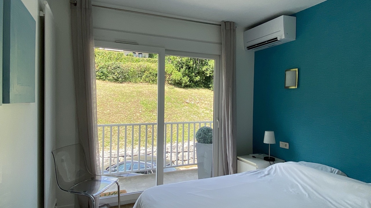 Photo of Bedroom in Le Bourget-du-Lac