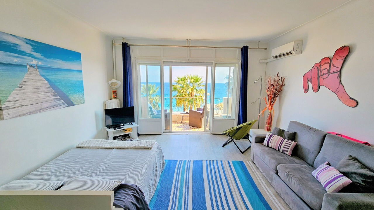 Photo of Bedroom in Les Baumettes