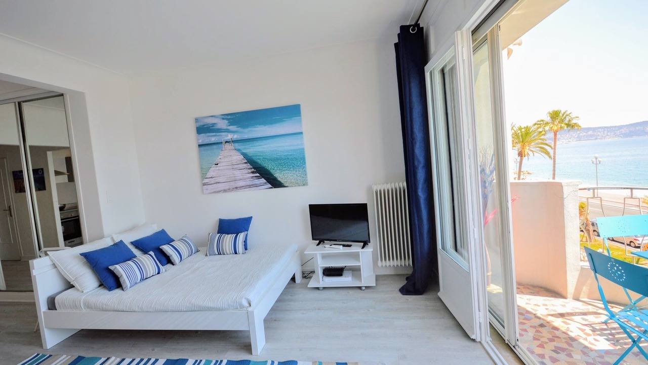 Photo of Bedroom in Les Baumettes