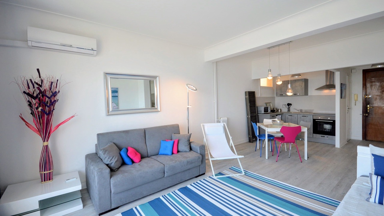Photo of Livingroom in Les Baumettes