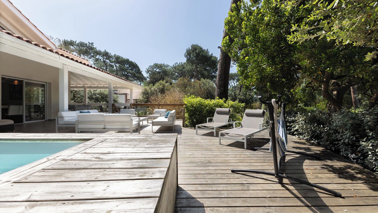 Photo of Patio Balcony in La Teste-de-Buch