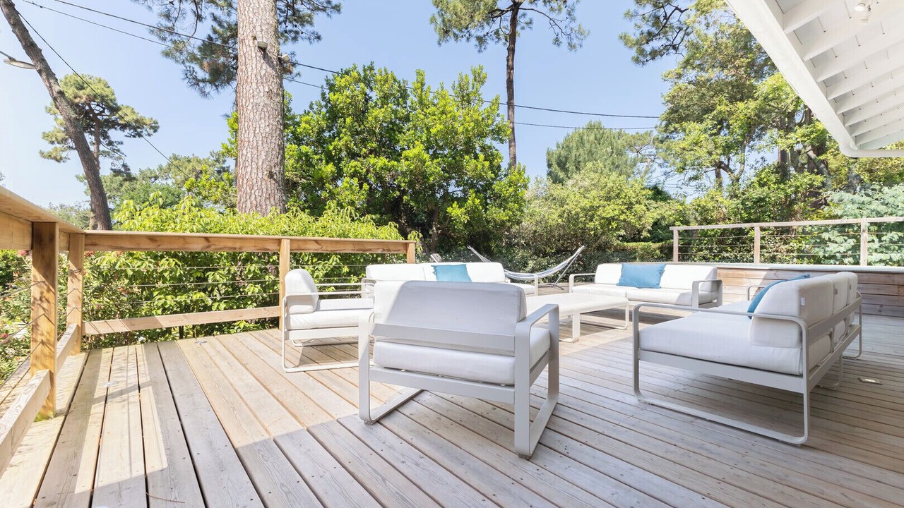 Photo of Patio Balcony in La Teste-de-Buch