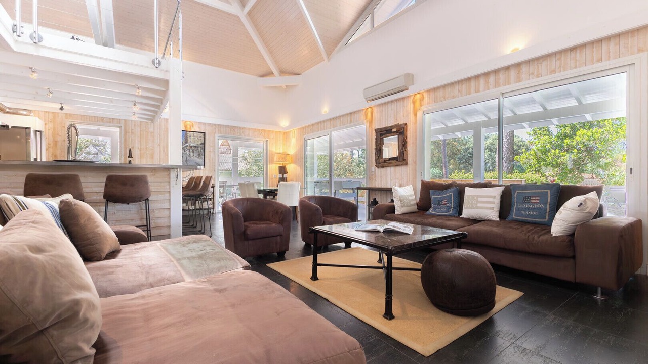 Photo of Livingroom in La Teste-de-Buch