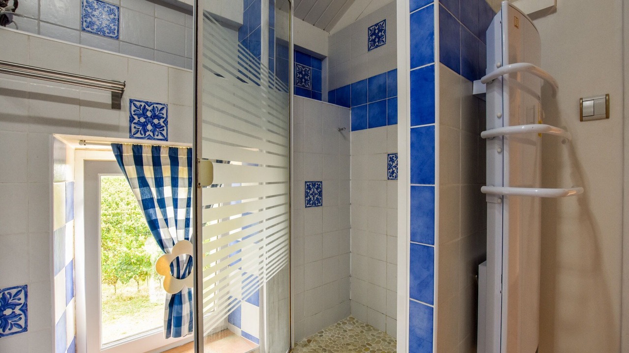 Photo of Bathroom in Monprimblanc