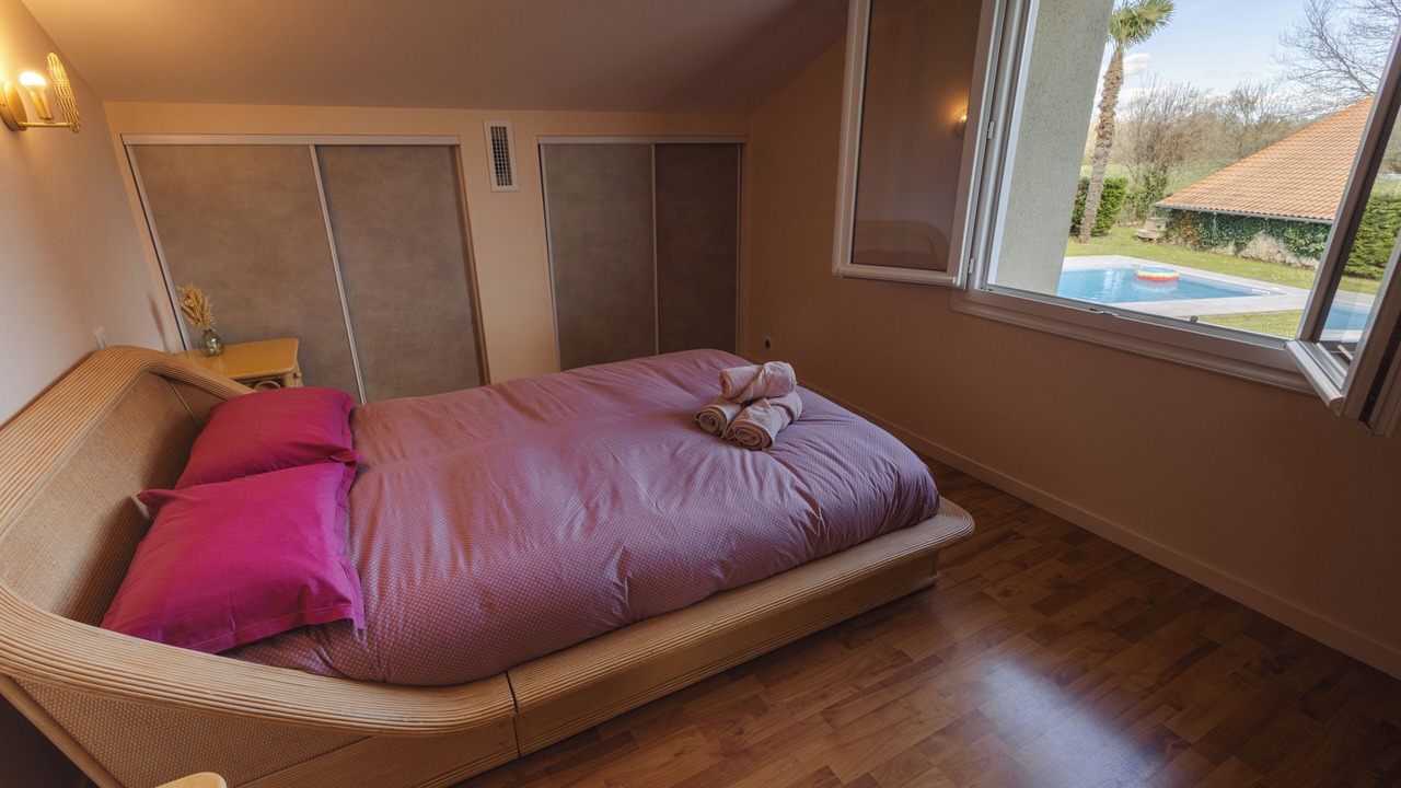 Photo of Bedroom in Narrosse