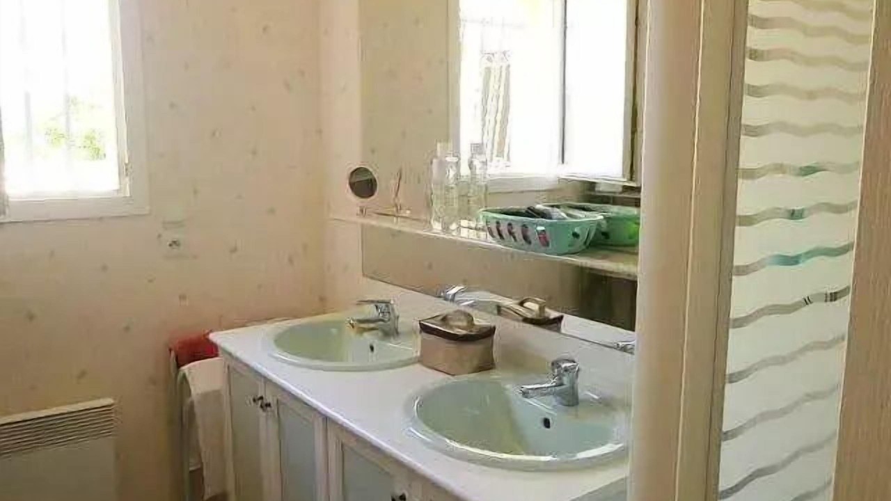 Photo of Bathroom in Saint-Palais-sur-Mer