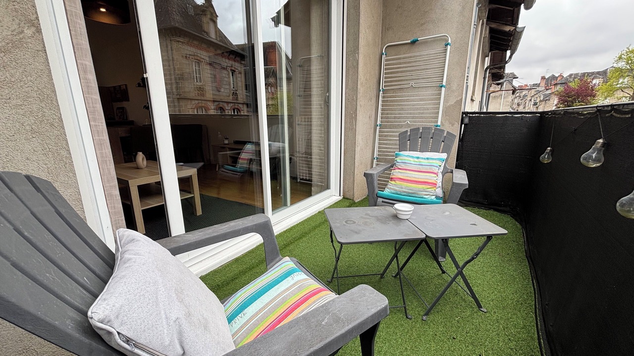 Photo of Patio Balcony in Brive-la-Gaillarde