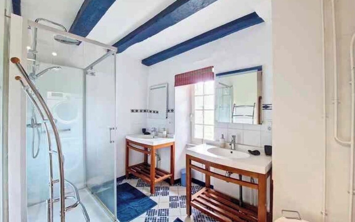 Photo of Bathroom in Bessines-sur-Gartempe