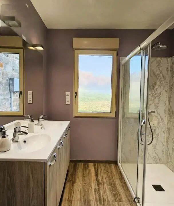 Photo of Bathroom in Vegennes