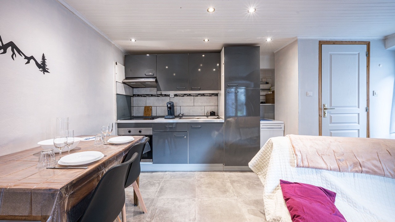 Photo of Kitchen in Saint-Etienne-de-Cuines