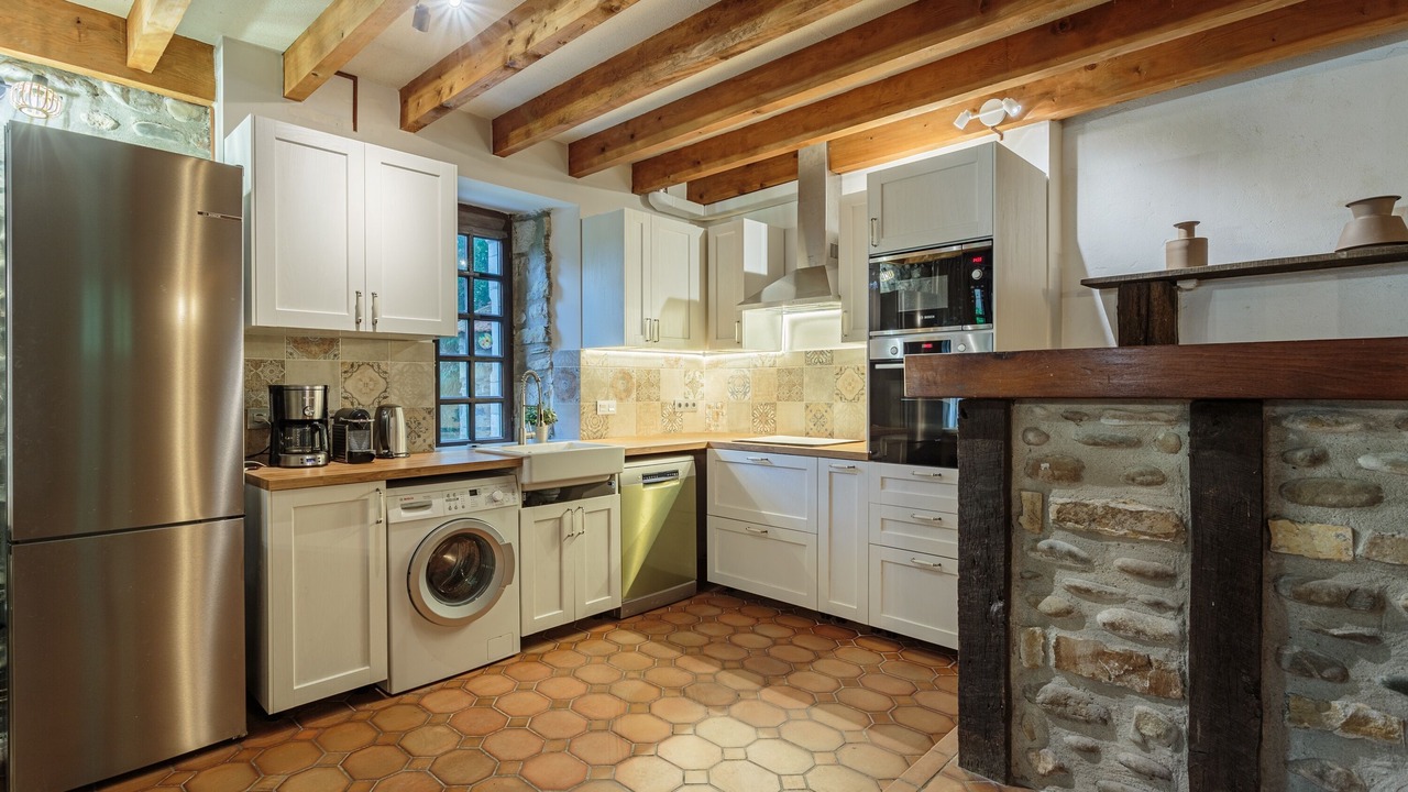 Photo of Kitchen in Osserain-Rivareyte