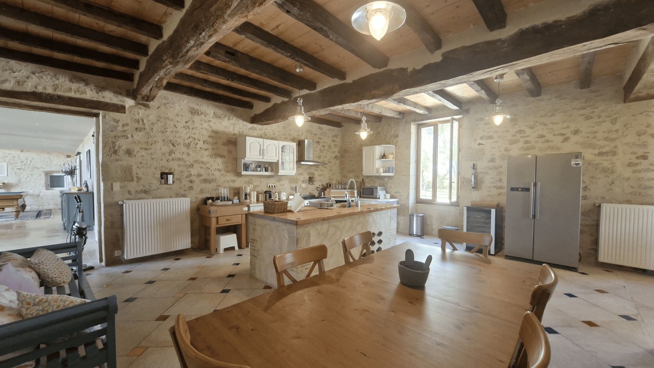Photo of Kitchen in Cours-de-Monsegur