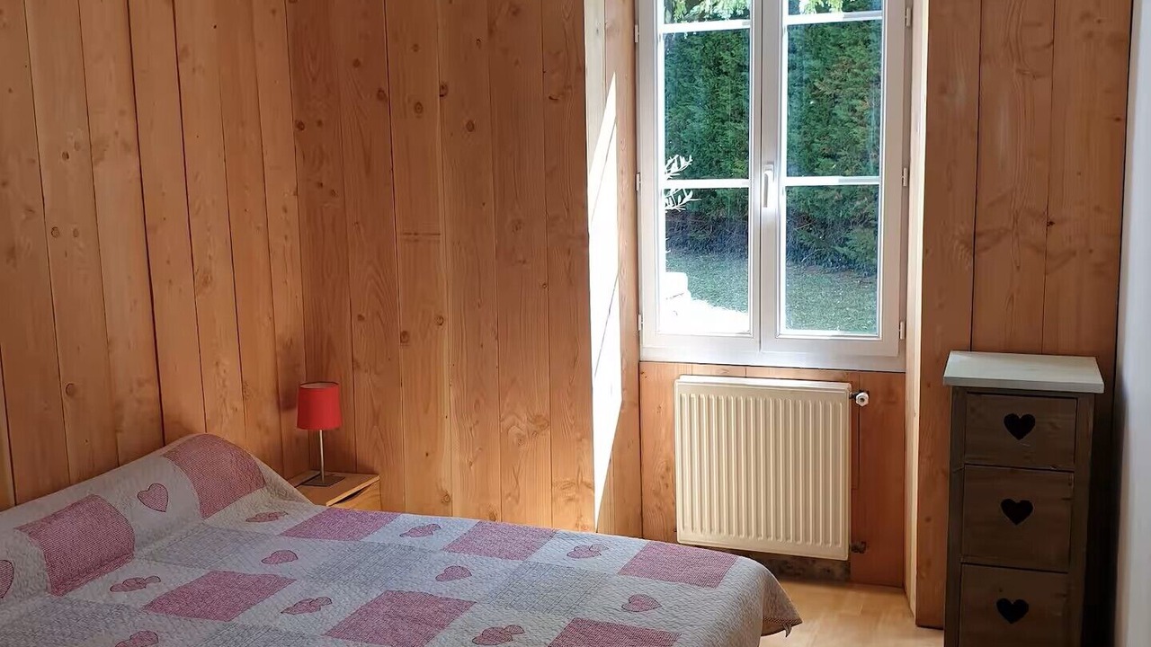 Photo of Bedroom in Mosnac