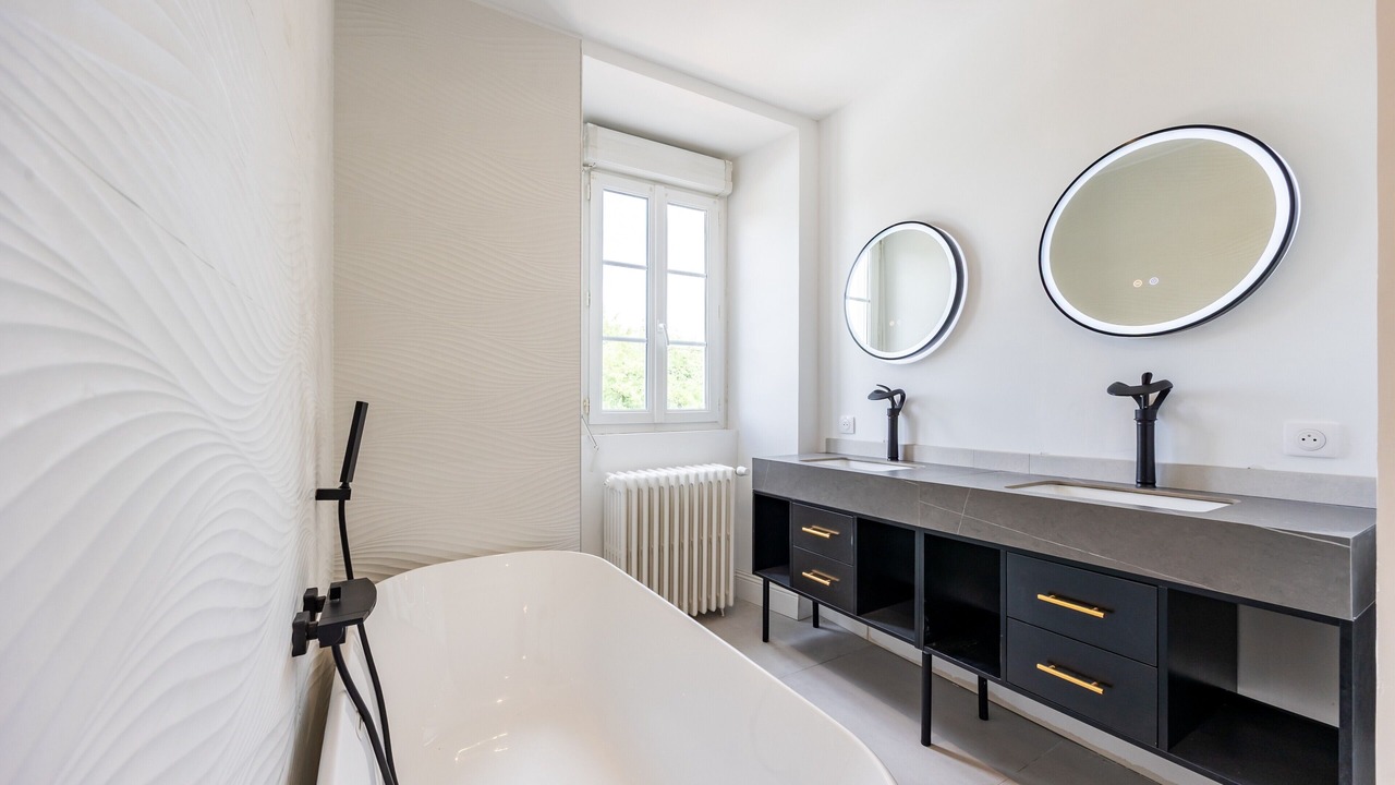 Photo of Bathroom in Carignan-de-Bordeaux