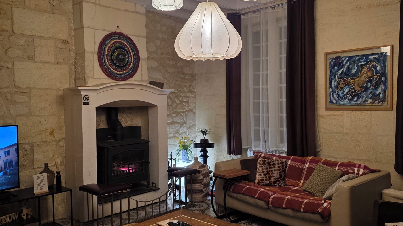 Photo of Livingroom in Saint-Ciers-dAbzac