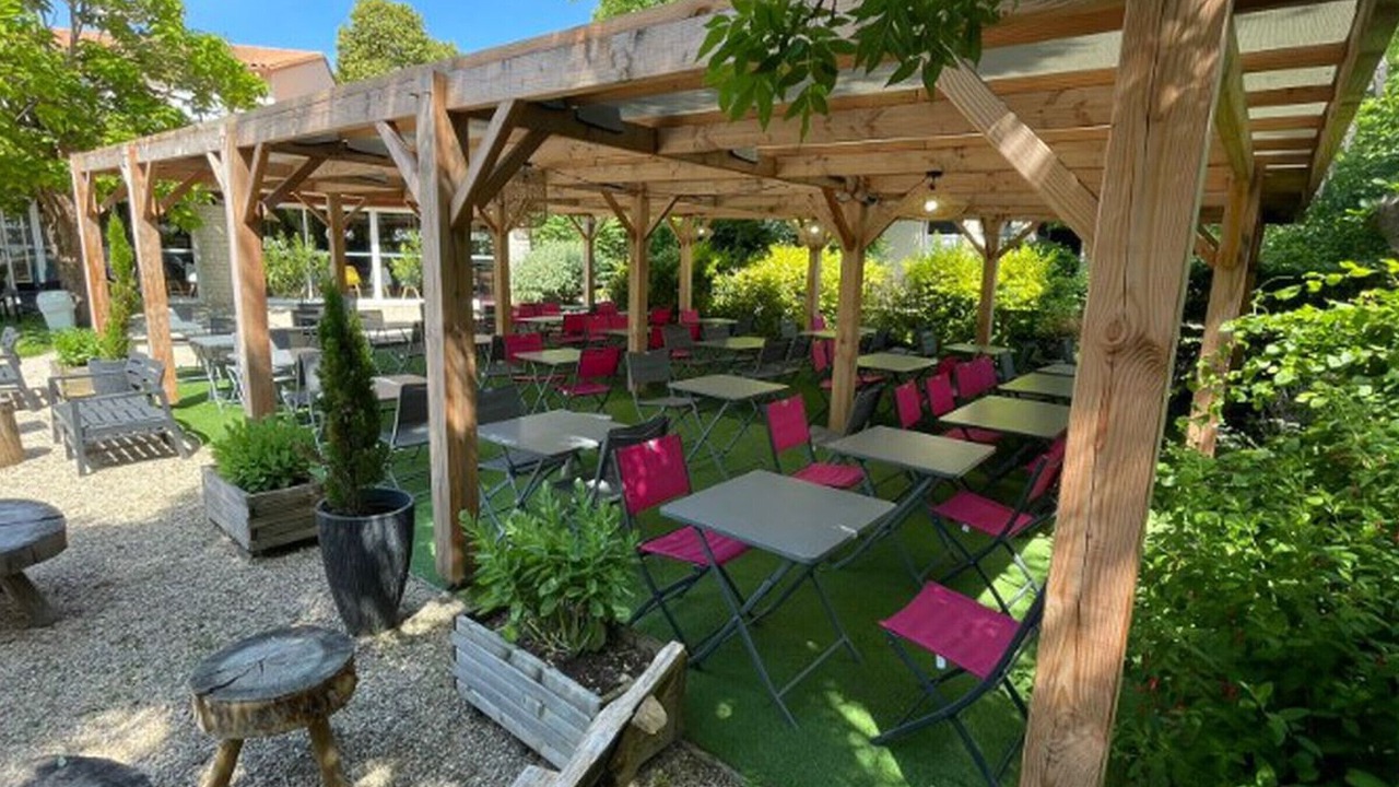 Photo of Outdoor in Coulon