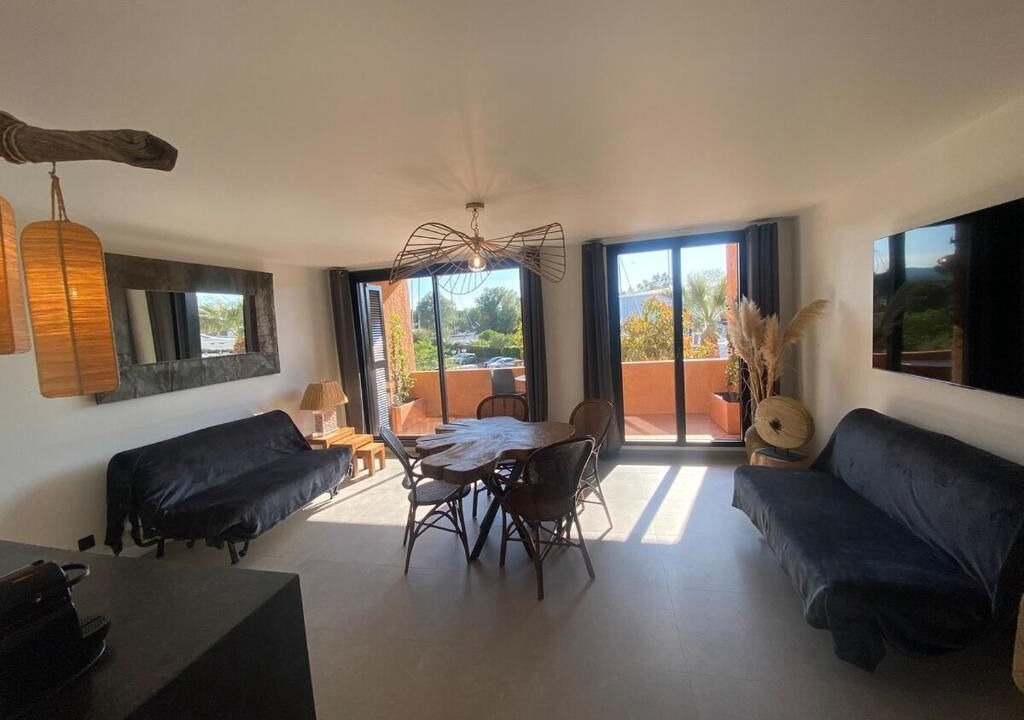 Photo of Livingroom in Port Cogolin