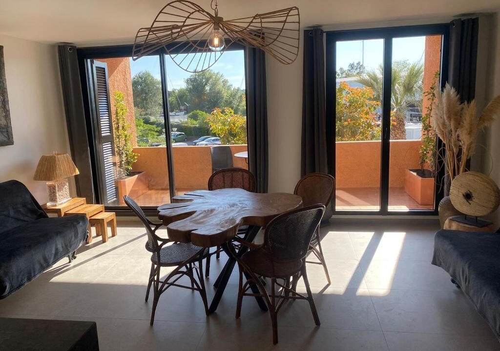 Photo of Livingroom in Port Cogolin