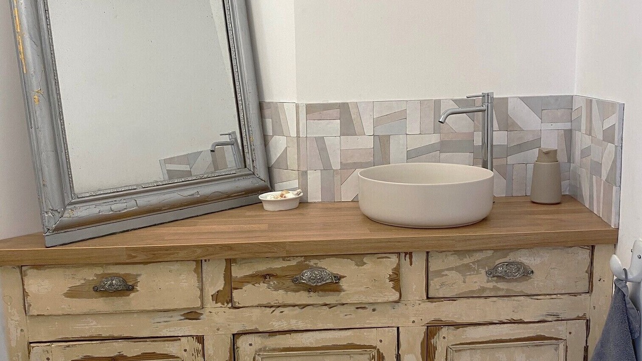 Photo of Bathroom in La Fayette-Eble