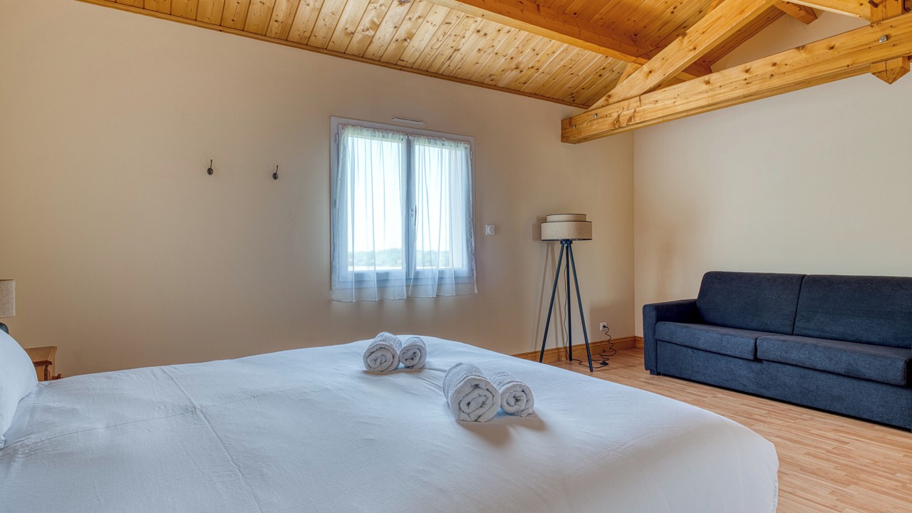 Photo of Bedroom in Landevieille