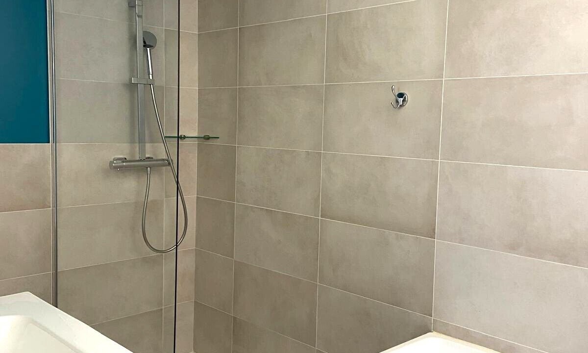 Photo of Bathroom in Biot