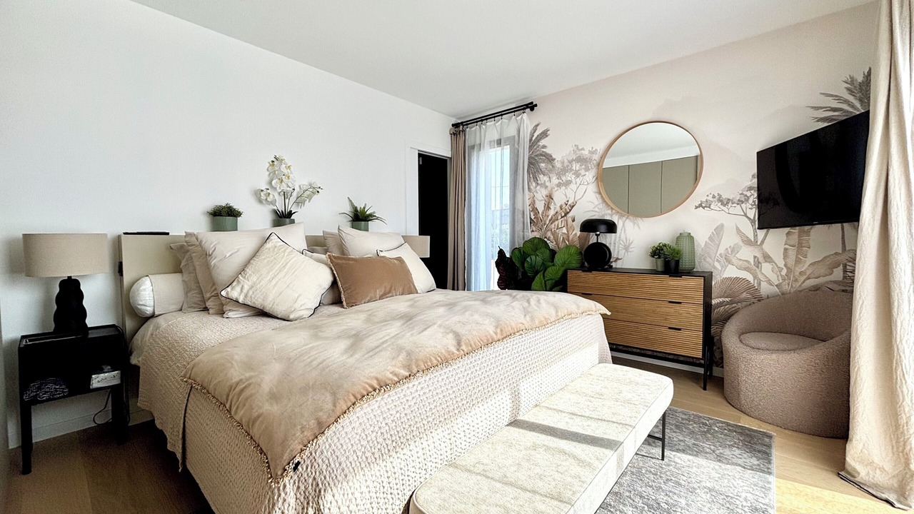 Photo of Bedroom in Gujan-Mestras