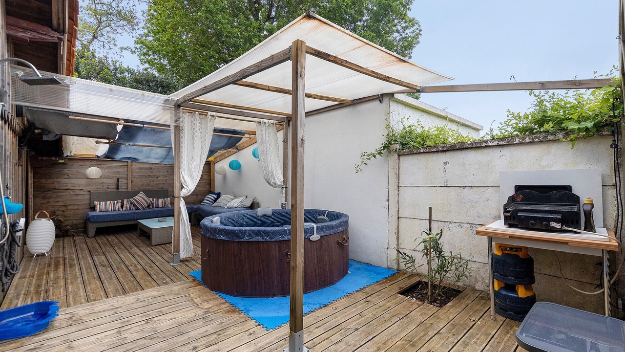 Photo of Patio Balcony in Lanton