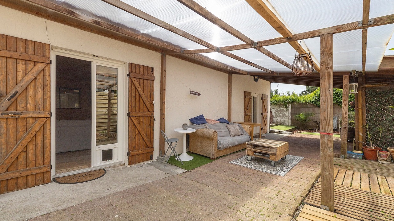 Photo of Patio Balcony in Lanton