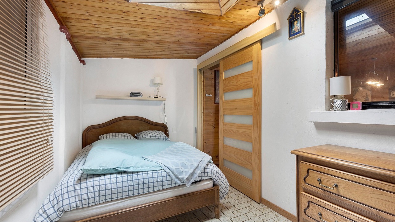 Photo of Bedroom in Lanton