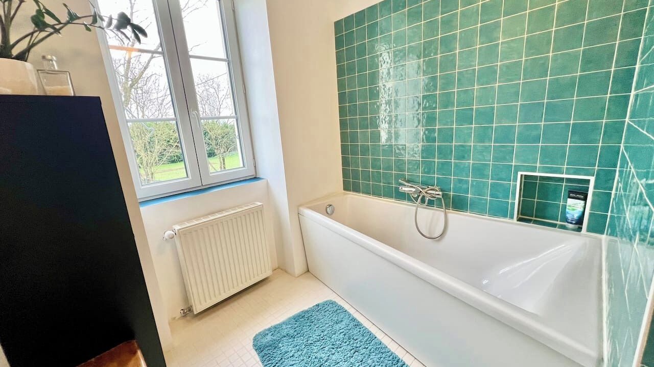 Photo of Bathroom in Saint-Saturnin-du-Bois