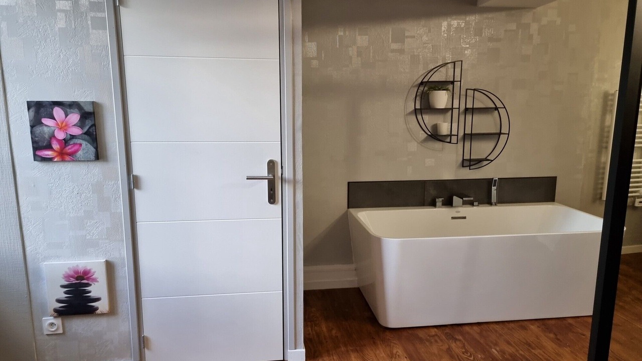 Photo of Bathroom in Piegut-Pluviers
