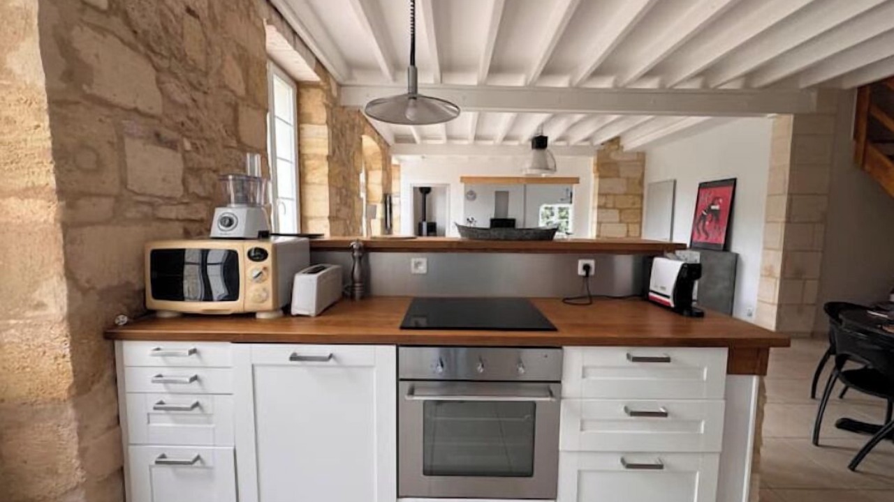Photo of Kitchen in Jau-Dignac-et-Loirac