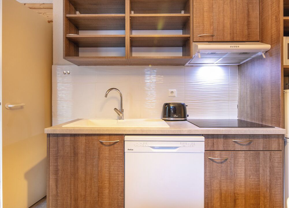 Photo of Kitchen in Saint-Colomban-des-Villards