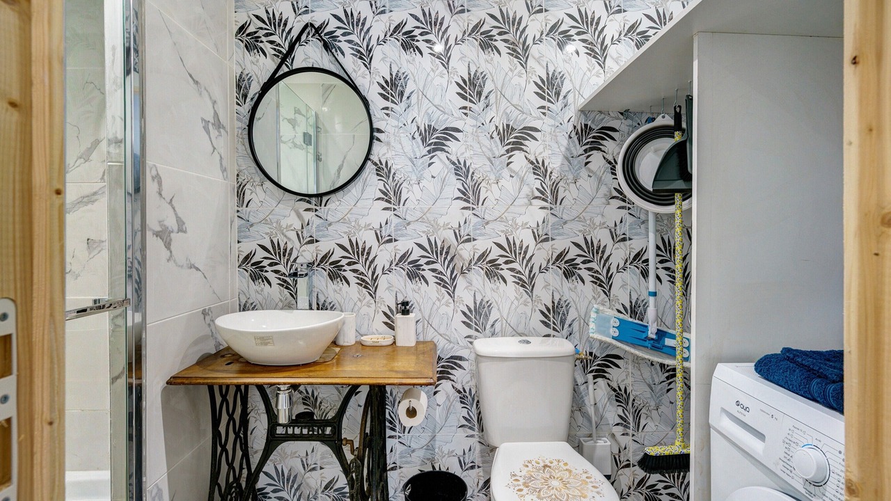 Photo of Bathroom in Saint-Genis-de-Saintonge