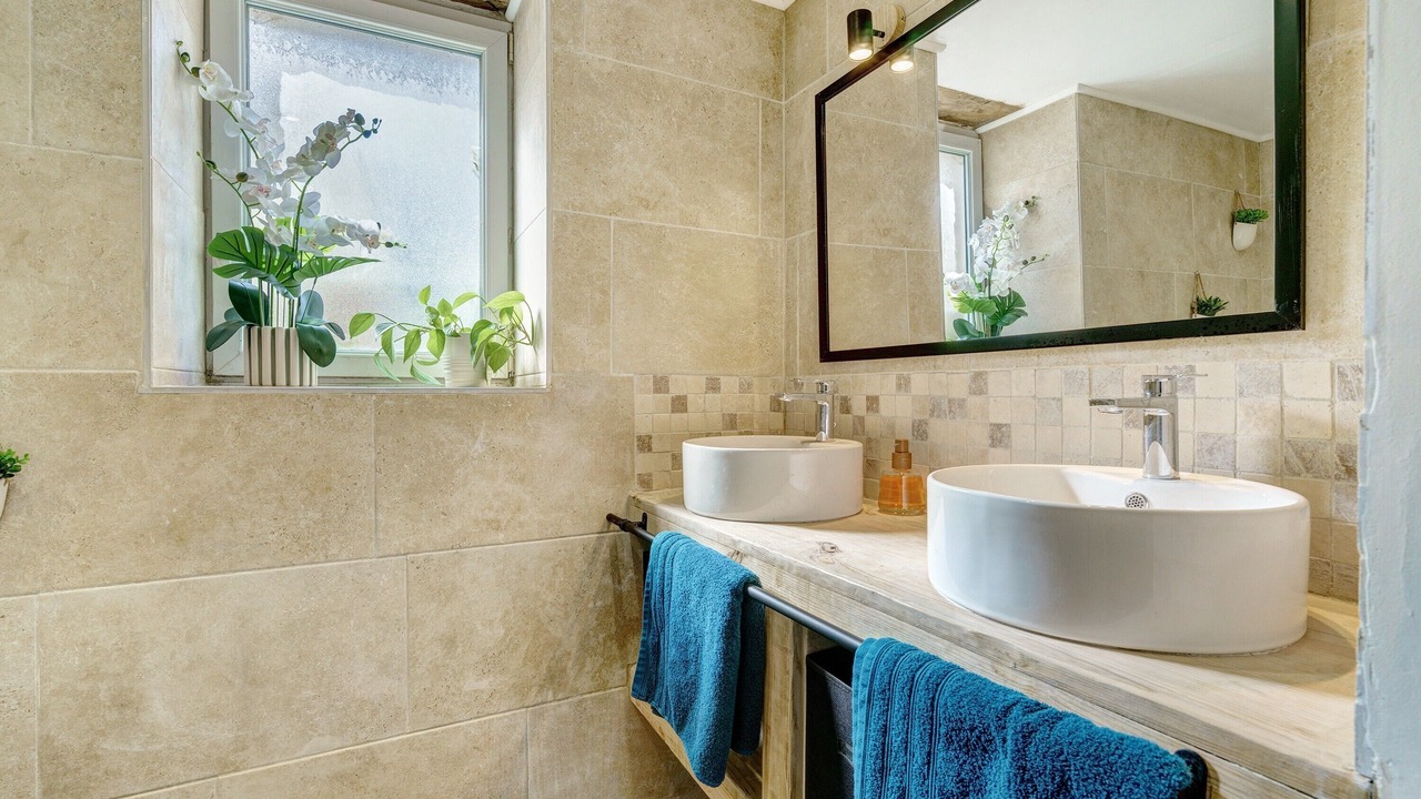 Photo of Bathroom in Saint-Genis-de-Saintonge