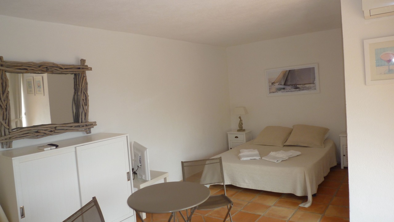 Photo of Bedroom in Cavalaire-sur-Mer