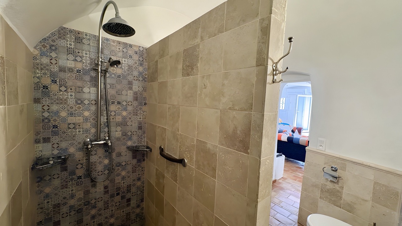 Photo of Bathroom in Meounes-les-Montrieux