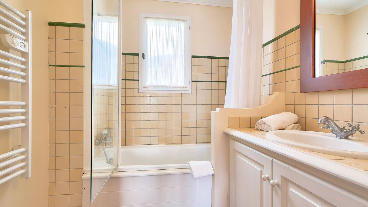 Photo of Bathroom in Les Restanques