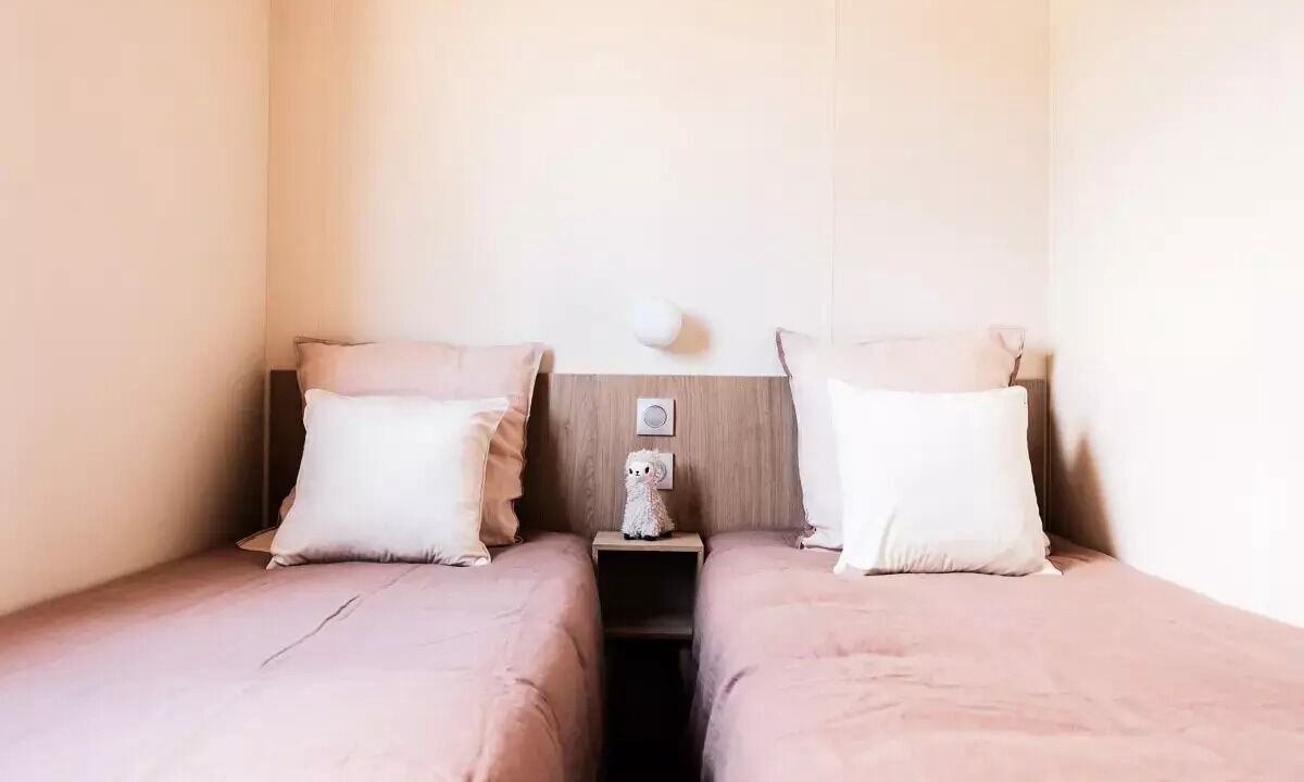 Photo of Bedroom in Saint-Laurent-de-Medoc
