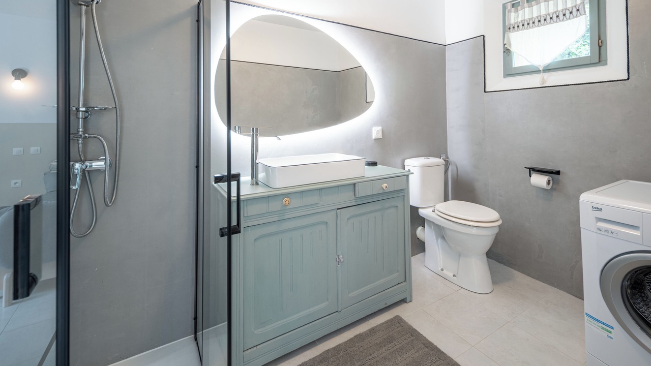 Photo of Bathroom in Surgeres