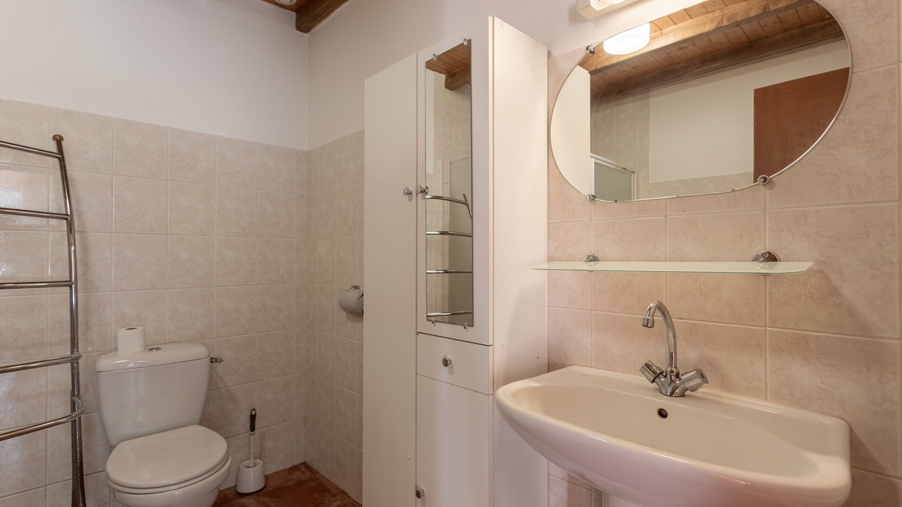 Photo of Bathroom in Esterencuby