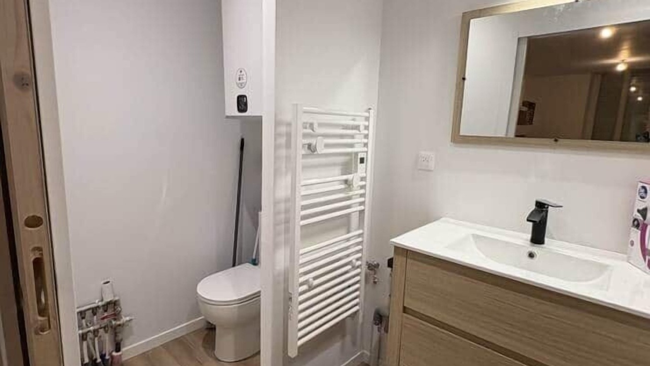 Photo of Bathroom in Challans