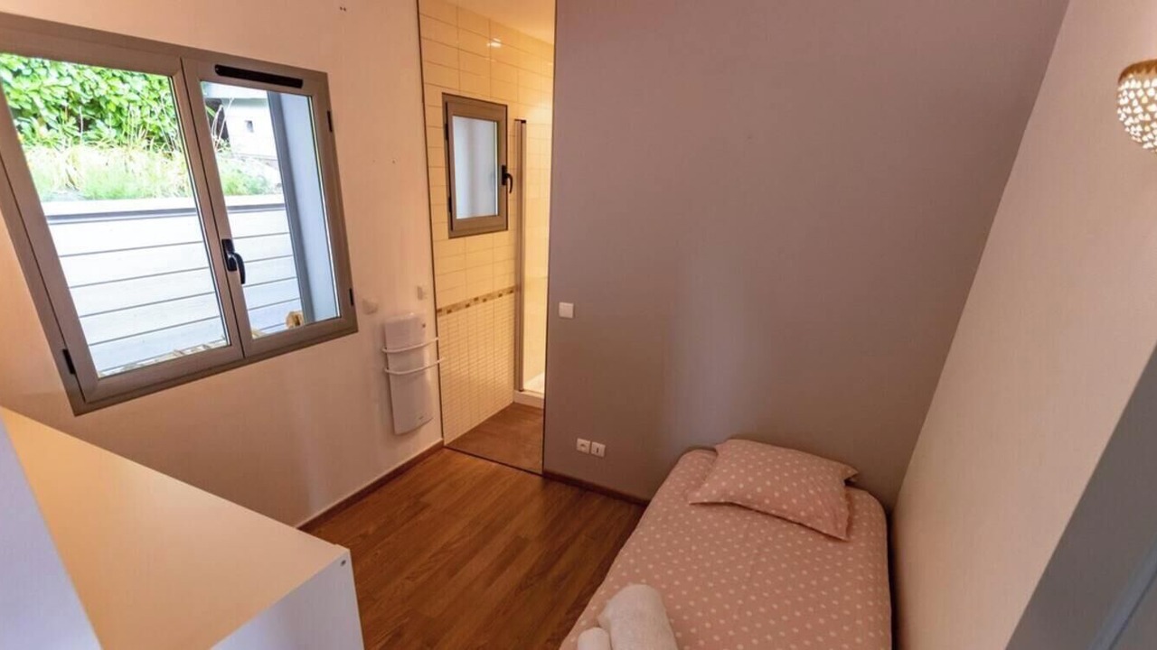 Photo of Bedroom in Veyrier-du-Lac