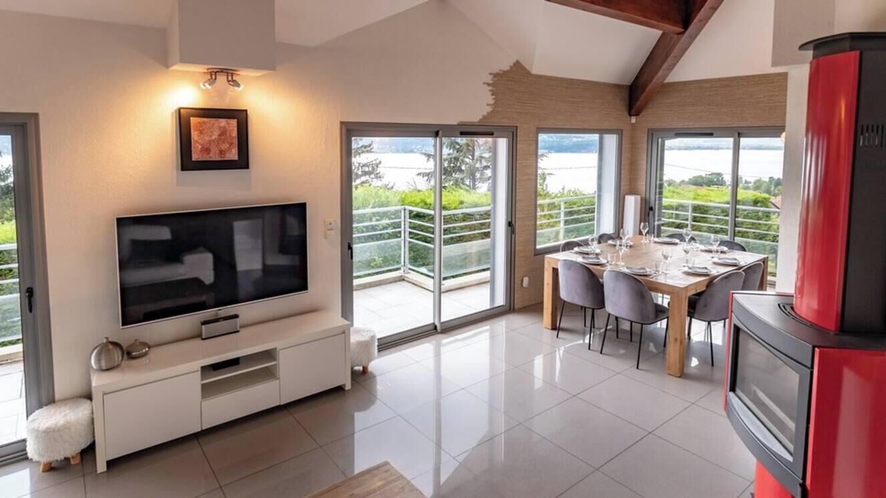 Photo of Livingroom in Veyrier-du-Lac