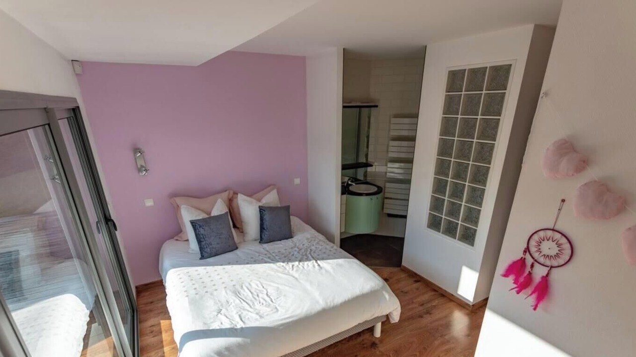 Photo of Bedroom in Veyrier-du-Lac