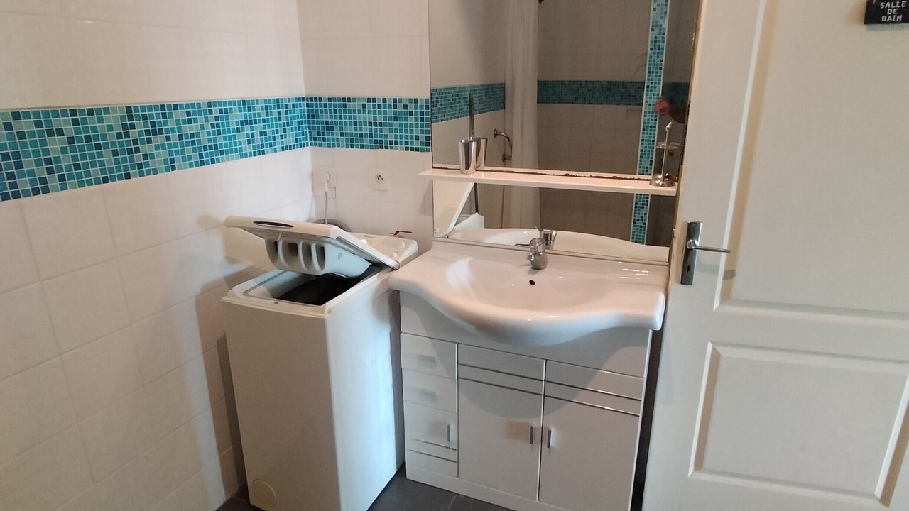Photo of Bathroom in Semoussac