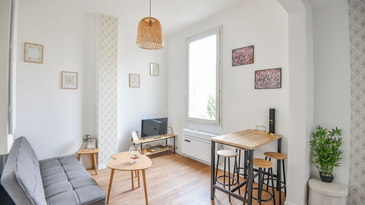 Photo of Livingroom in Saint-Lambert