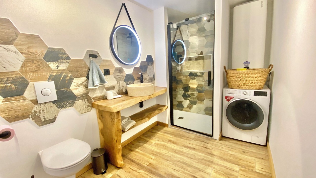 Photo of Bathroom in Saint-Medard-d'Aunis