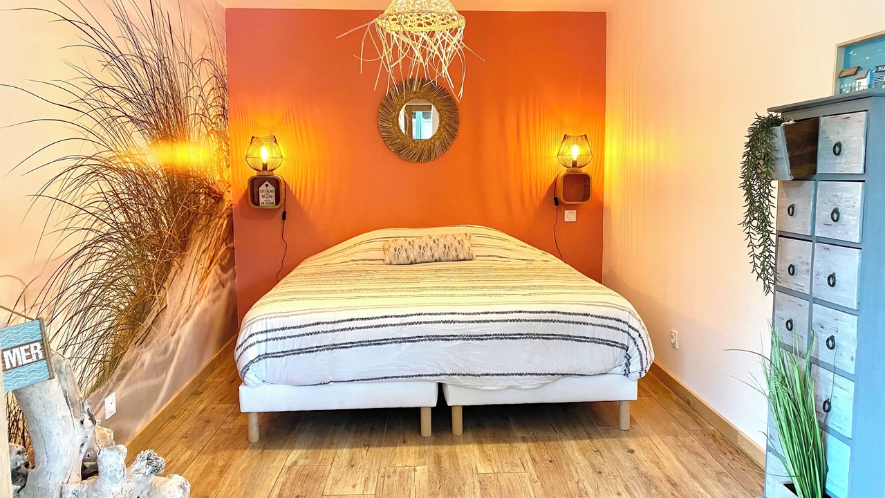Photo of Bedroom in Saint-Medard-d'Aunis